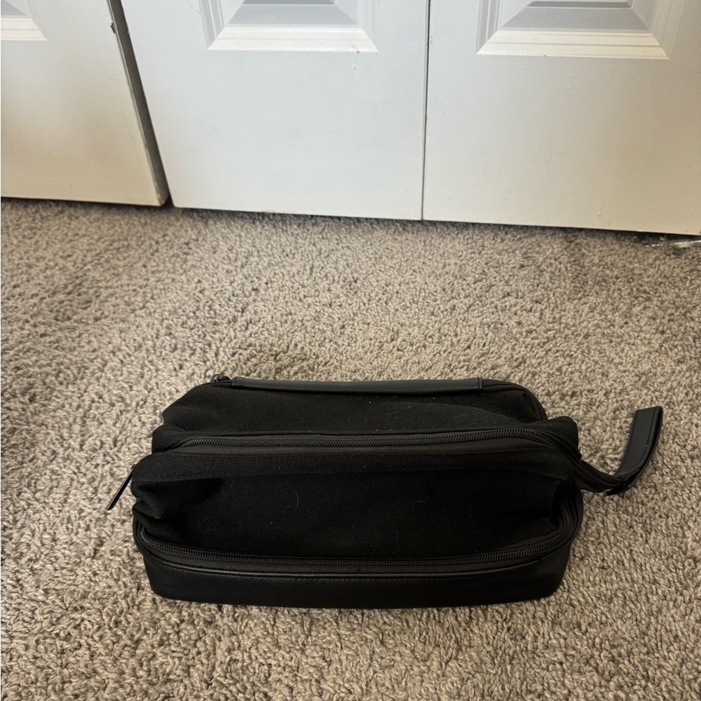 BEIS Black Cosmetic Bag